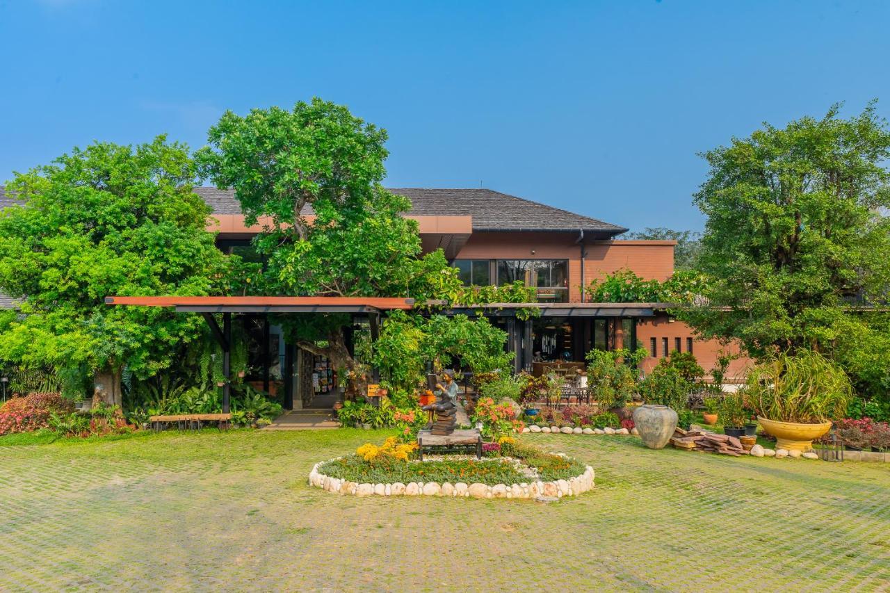 Rain Tree Khao Yai Hotel Pak Chong Exterior foto